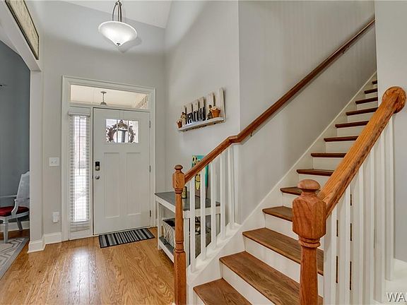 4th image of 1104 Belle Meade Blvd