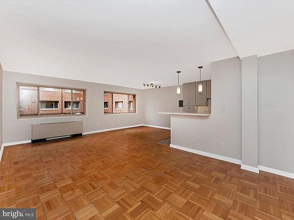 5th image of 3900 Tunlaw Rd NW APT 104
