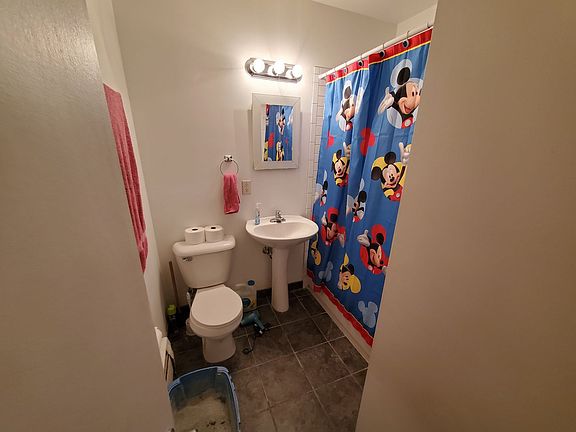 2nd image of 1819 N Cambridge Ave APT 108