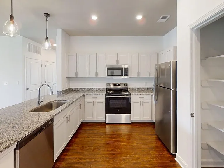 Precedent Flats | Specials Available — Photo 102