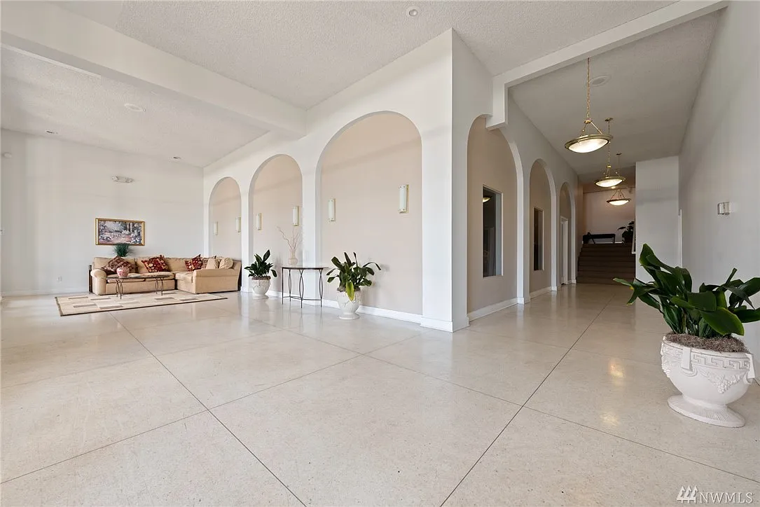 2 bed, 1240 sqft, $3,250 — Photo 4