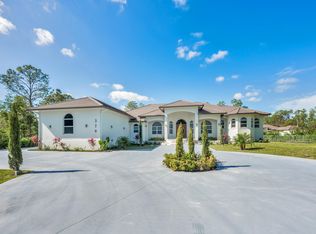 379 25th St NW, Naples, FL 34120