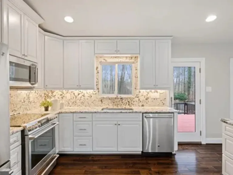 3711 Spicewood Dr — Photo 3