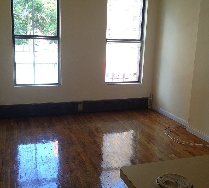 2nd image of 234 E 106th St APT 2B