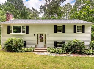 135 Old Bolton Rd, Stow, MA 01775
