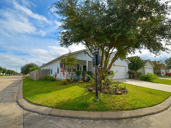 2nd image of 10003 Sugarvine Ln