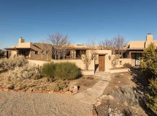 55 Honeysuckle Cir, Santa Fe, NM 87506