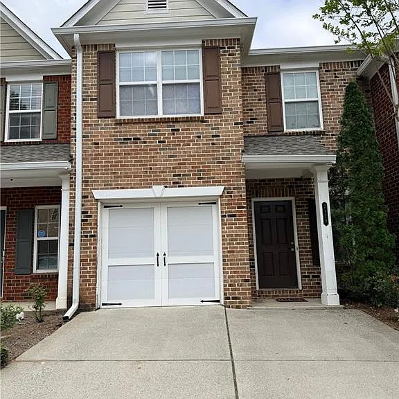 2129 Meadow Peak Rd — Photo 1