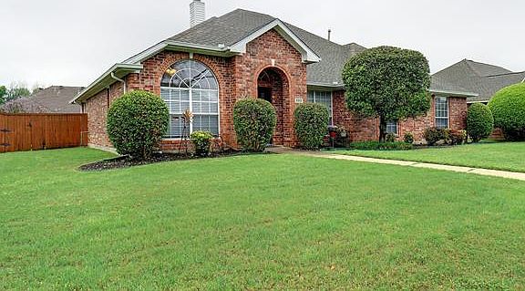 3rd image of 3312 Santana Ln