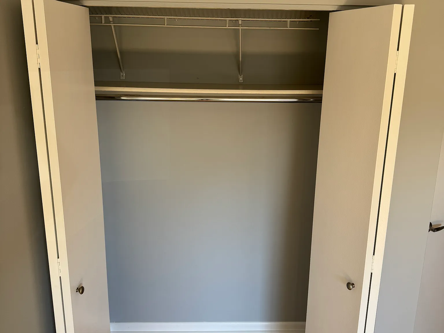 1 bed, 750 sqft, $1,350 — Photo 3