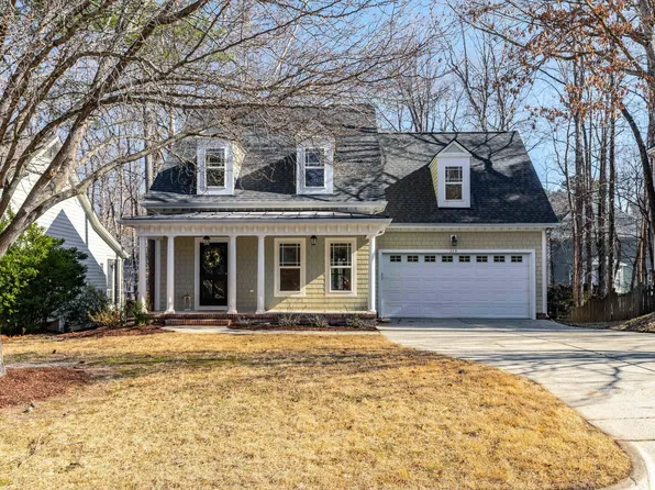 113 Country Valley Ct, Apex, NC 27502