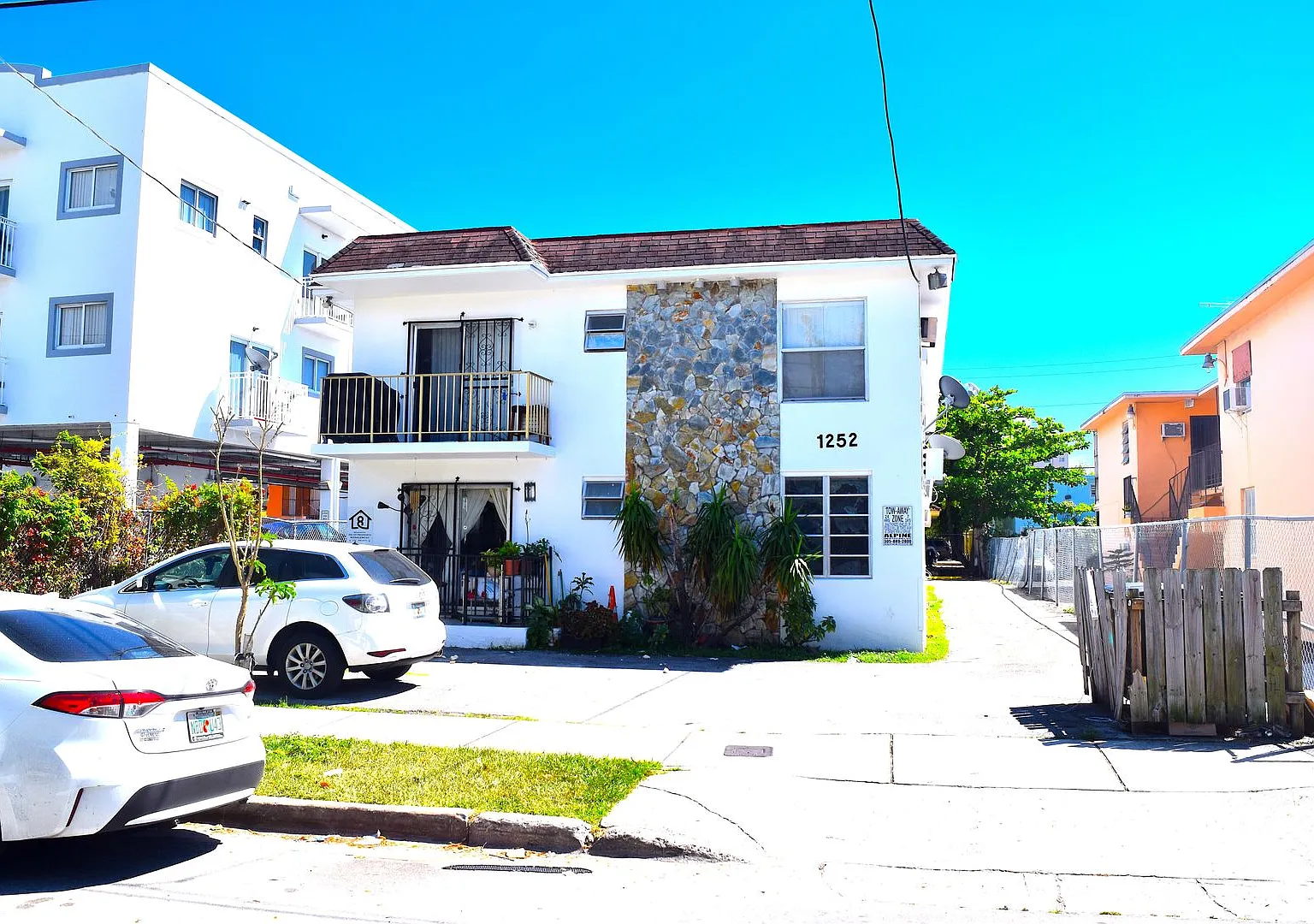 2 Bed/ 1 Bath in Little Havana — Photo 1