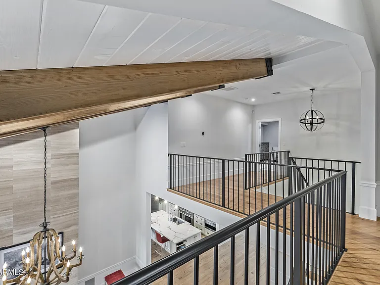 3810 E Campbell Ave — Photo 10