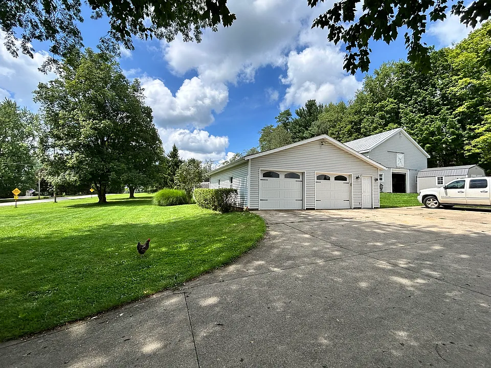1660 W Hanley Rd #A