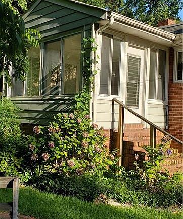 3rd image of 312 Burleigh Ave