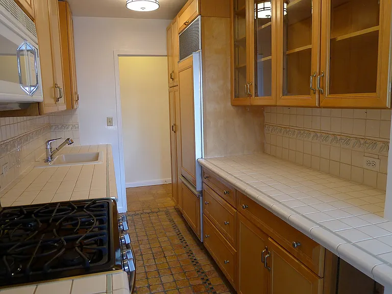 400 Central Park W #18C — Photo 6