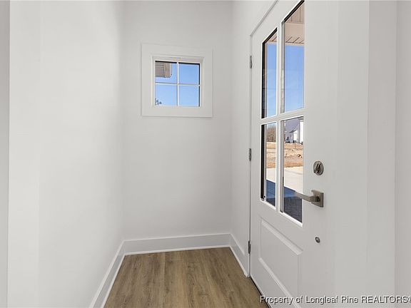 5th image of 504 Ball Field Ln