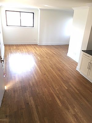 1st image of 1900 Lexington Ave APT 10N