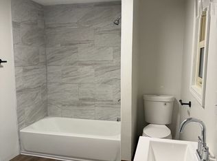4401 State Line Rd, Kansas City, MO 64111