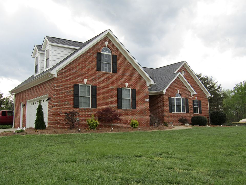 1st image of 8211 Hunters Dr