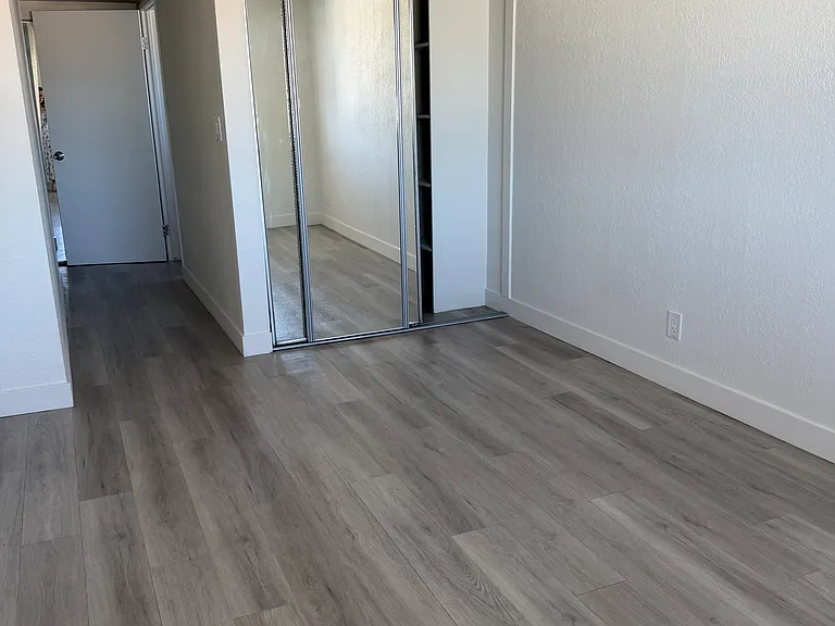 234 S Kenmore Ave #213 — Photo 5