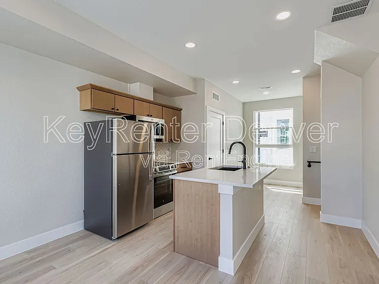 4100 E Warren Ave #2 — Photo 8