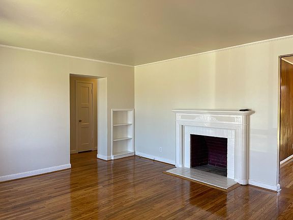 5th image of 627 Midway Ave