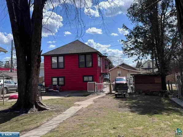 212 10th St S, Virginia, MN 55792