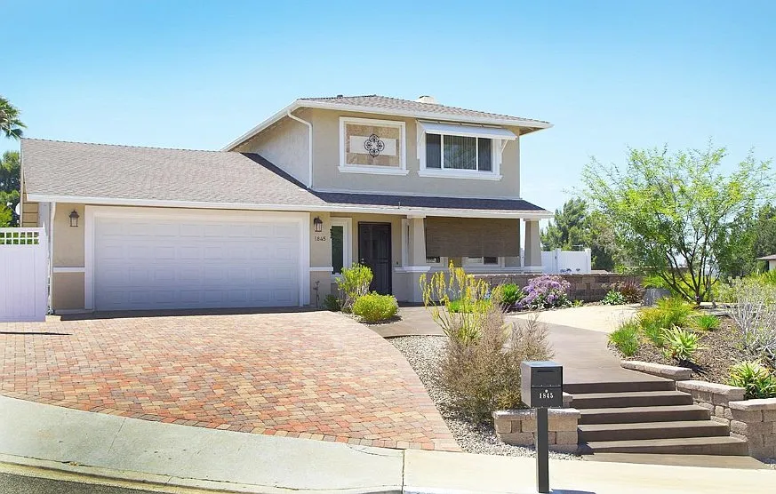 4 bed, 1890 sqft, $4,900 — Photo 1