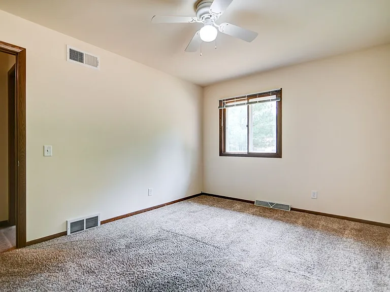 6382-6384 Everest Dr — Photo 26