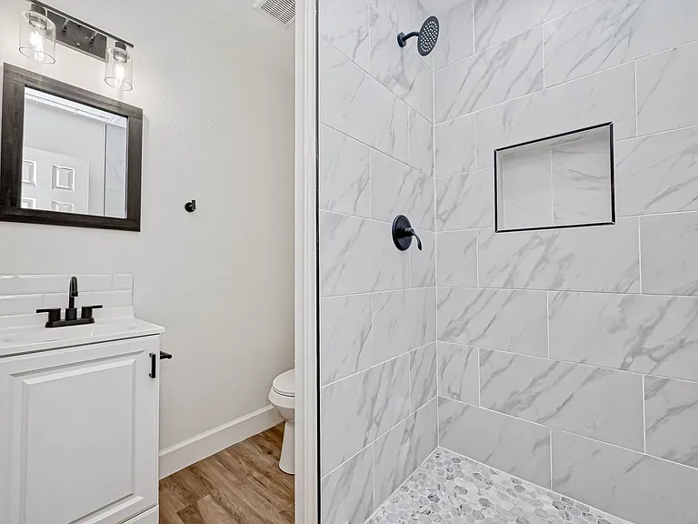 5609 Denmark St — Photo 3
