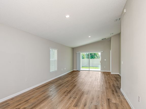 Magenta - Cool Cottage Interior Design