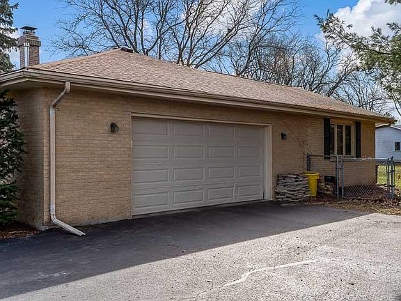 5th image of 5775 Kutzke Pkwy