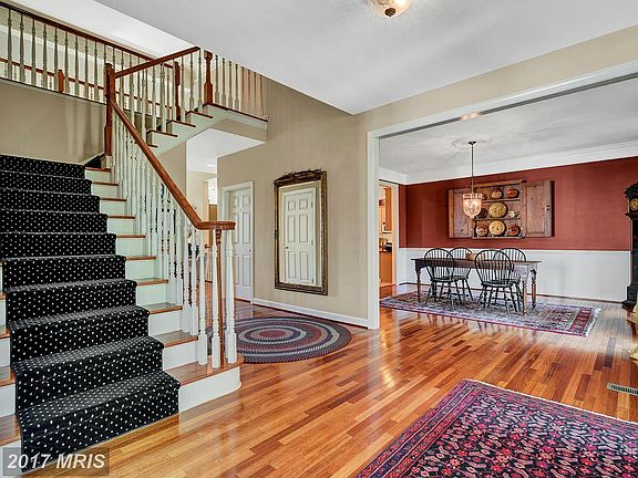 4th image of 7605 Coopers Hawk Dr