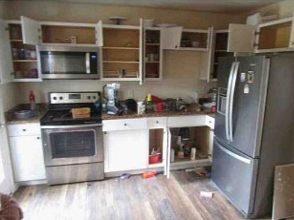 3rd image of 1456 Harford Square Dr
