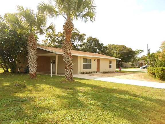 2nd image of 502 SE Floresta Dr