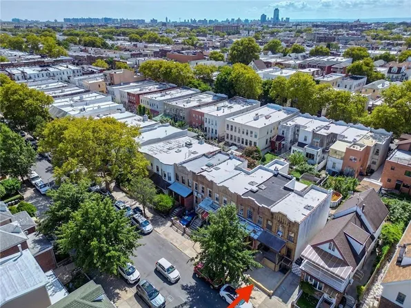 1722 70th Street image 6 of 28