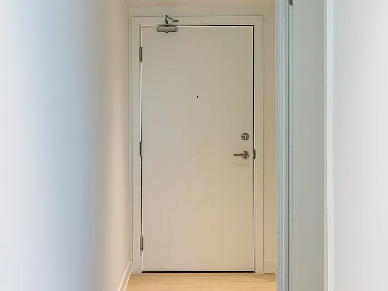 8 Wellesley St W #2109 — Photo 15
