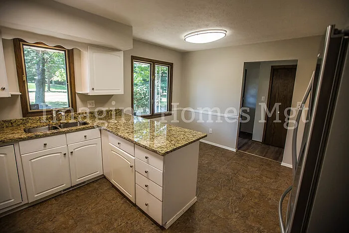 5095 Som Center Rd — Photo 5