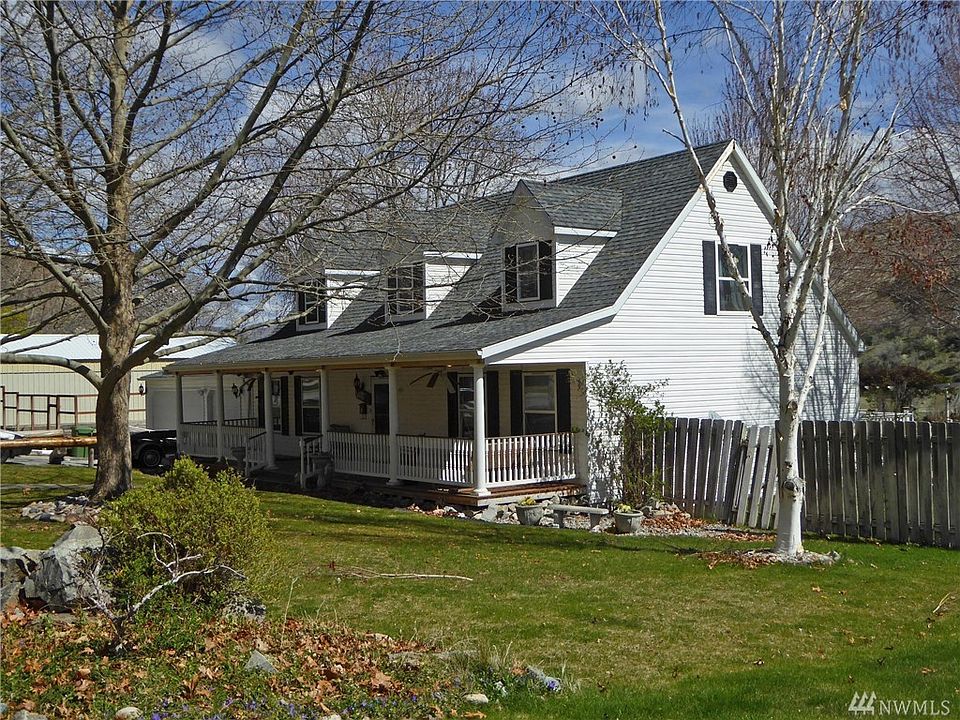 1st image of 415 Columbia Ave