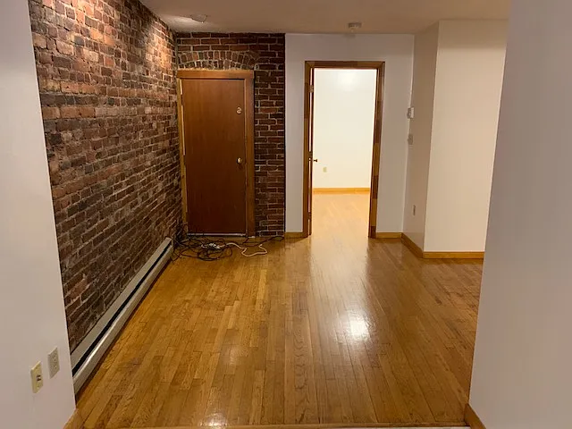 22 Thacher St #1 — Photo 7