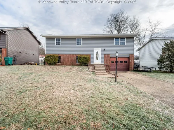 5222 Kel Dawn Cir, Cross Lanes, WV 25313