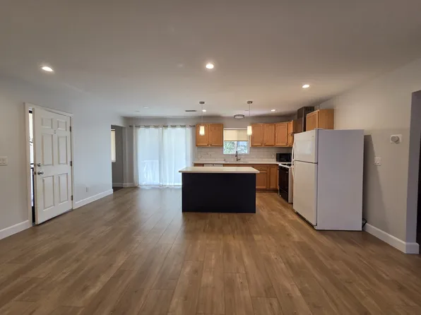 18152 Rayen St, Northridge, CA 91325