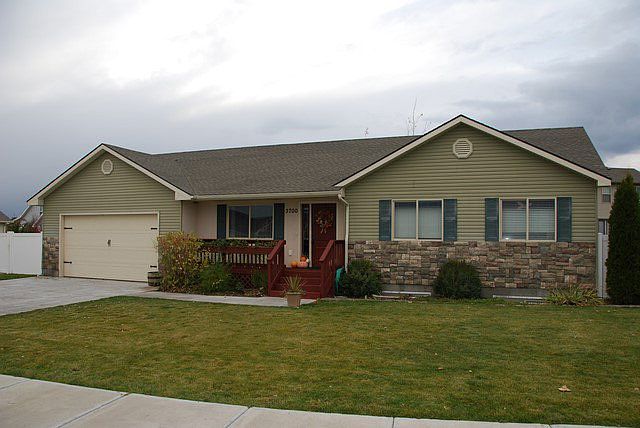 1st image of 3700 S Merlin Dr