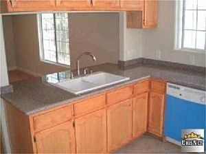 5th image of 1130 E 89th St