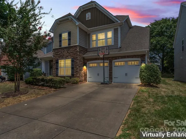 10145 Elizabeth Crest Ln, Charlotte, NC 28277