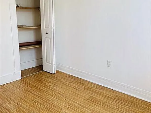 70 Zabriskie Street image 4 of 6