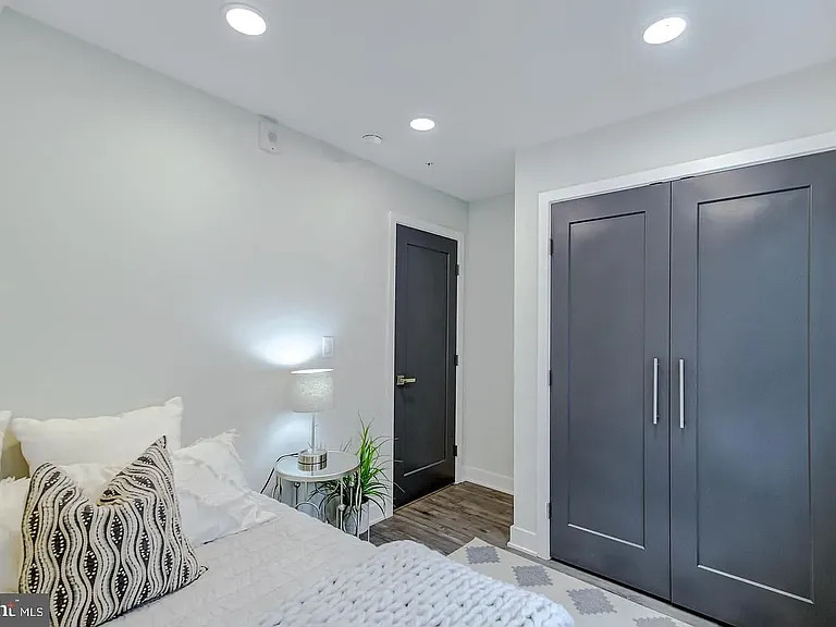 1420 Eastern Ave NE #6A — Photo 3