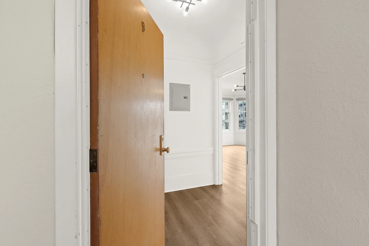 1 bed, 662 sqft, $6,750 — Photo 4