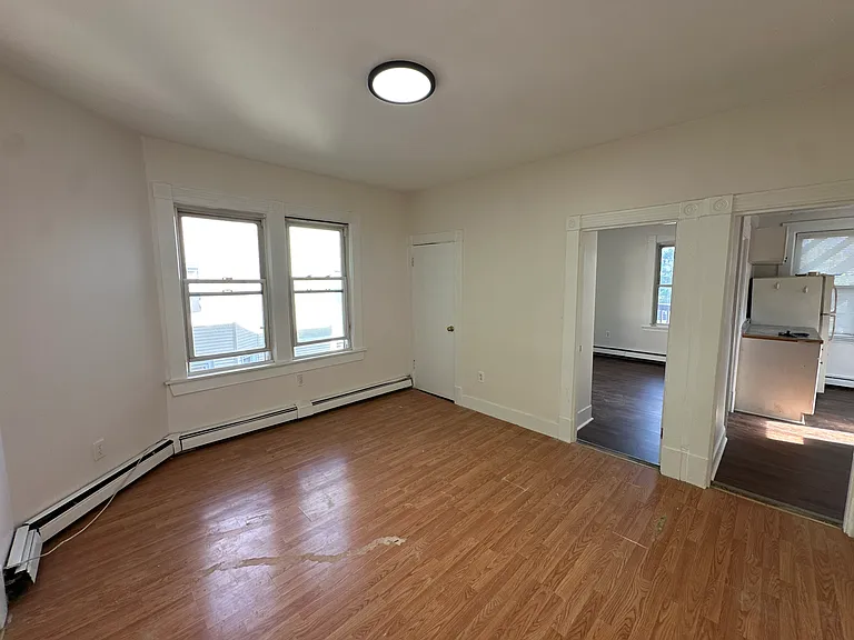 39 Louis St #2 — Photo 6
